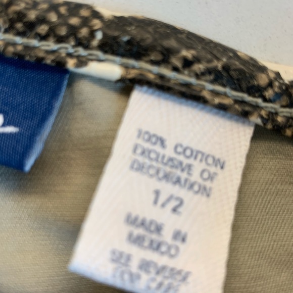 Express khaki shorts size 1/2 - Picture 7 of 8